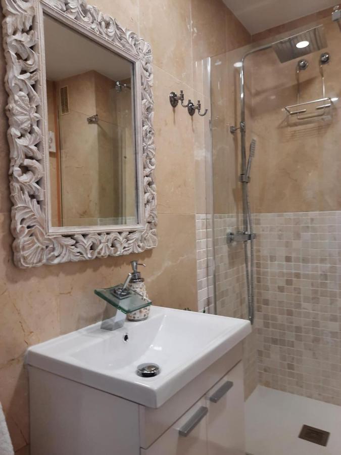 Fuengirola Apartment Carvajal Front Line Primera Linea Exterior foto